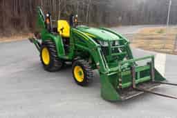 2024 John Deere 3033R #111390