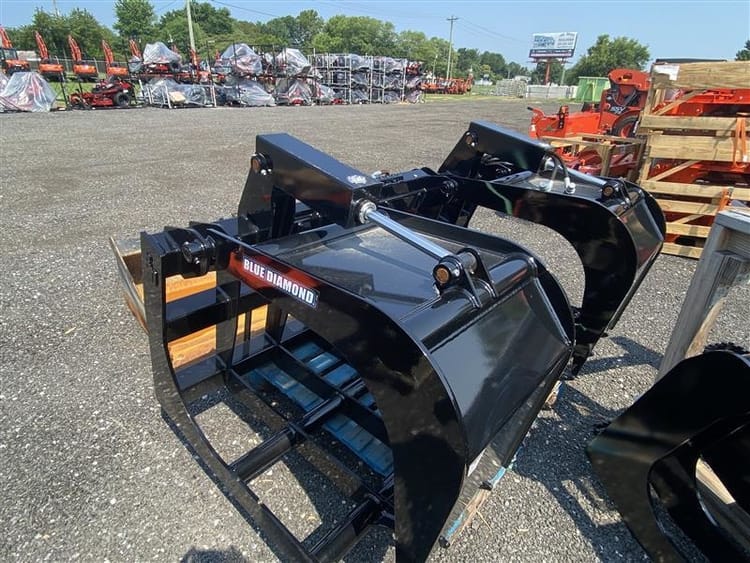 Blue Diamond 106230 78” High Capacity Root Grapple s/n 182443 Felton
