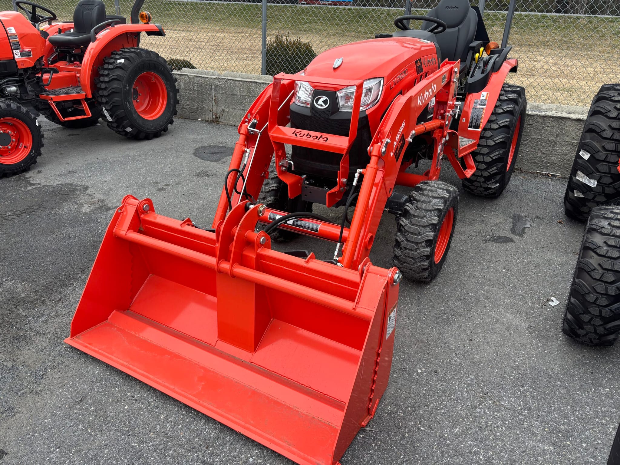 Land Pride CB0654 – 54″ Combination Bucket