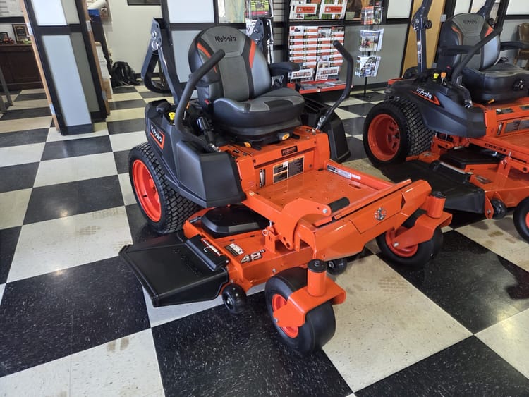 Kubota Z242KW-48 – 48″ Zero Turn Mower