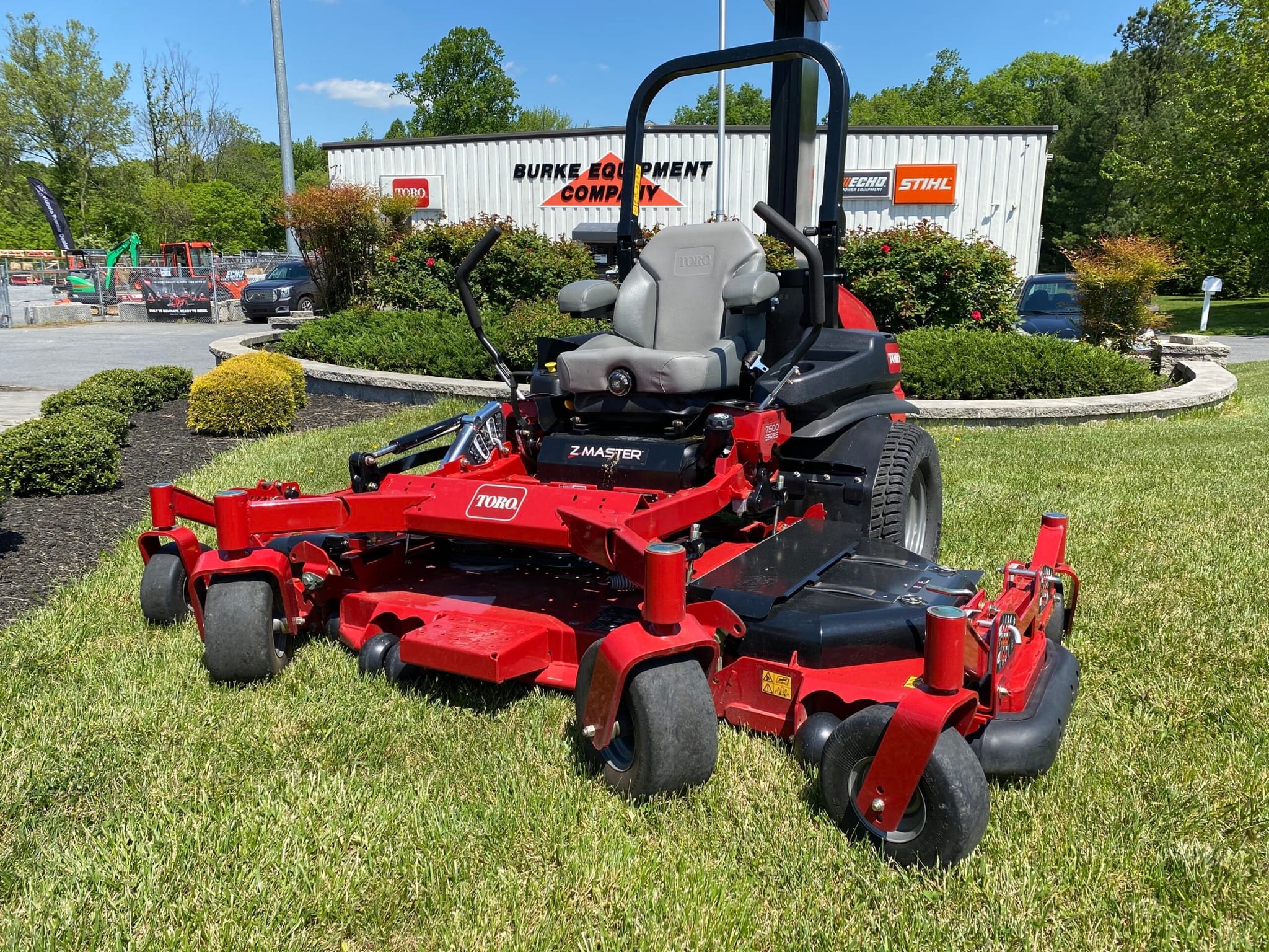 Toro 7500 Series 96″ Commercial Batwing Zero Turn – Diesel Rear Discharge – 72098