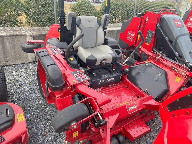 Toro 74090 7500 Series 96″ Batwing Zero Turn