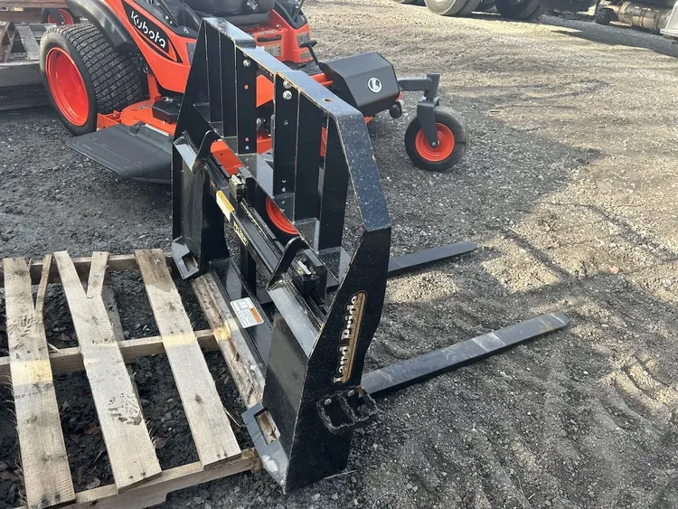 Land Pride PFL2042 Pallet Forks 42″